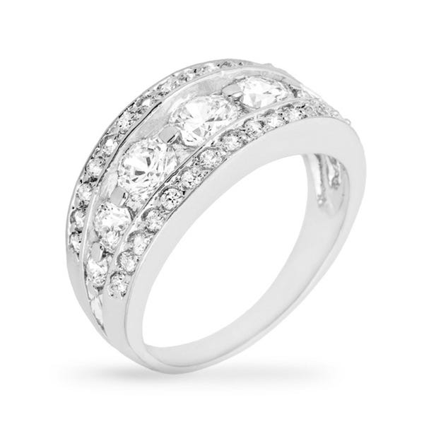 Anello a fascia larga in argento con zirconi cubici rotondi da 5 carati Ina Seven Stone
