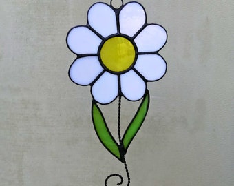 White Daisy Stained Glass Suncatcher April Birth Flower Window Hanging or Wall Decor. Unique Boho Mother’s Day Gift for Mom, Grandma