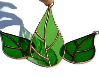 Stained Glass Leaf Suncatcher Green Set of 3 for Window Hanging, Wall Decor or Tree Decoration