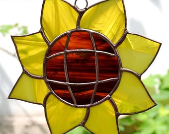 Bright Yellow Sunflower Stained Glass Suncatcher Window Hanging or Wall Decor. Unique Sun Flower Sun Catcher. Sunflower Gift for Women