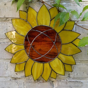 Grote gele zonnebloem glas-in-lood raamhanger of wanddecoratie