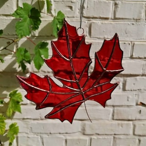 Herbst Ahornblatt Glasmalerei Suncatcher Fensterbehang oder Boho Wanddekoration