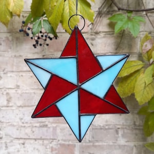 Abstract Geometric Star Stained Glass Suncatcher – 3D Optical Illusion Panel Interlocked Triangles Window Hanging