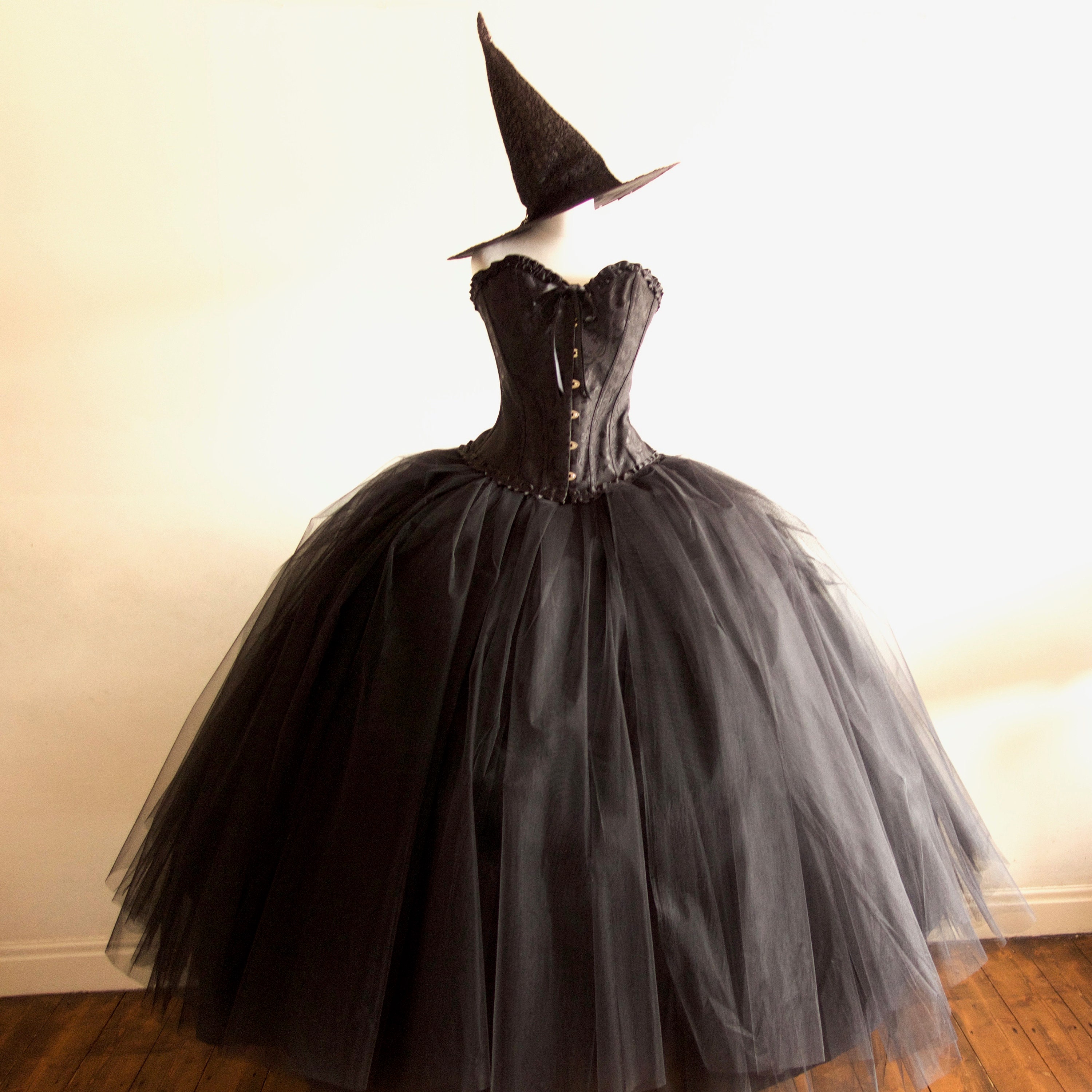 costume witch skirt