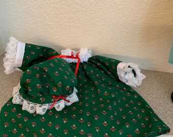 Night Shirt w/round eared Cap/Green Christmas Print/Fits 18 inch doll