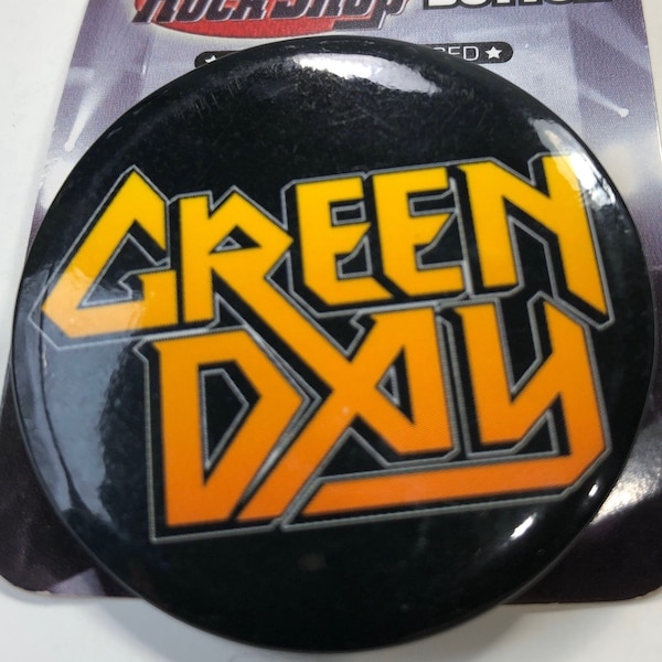 Green Day Rock Band Button, Alternative Pop Punk Music Pin, Round Metal Pinback Badge, Vintage 2001