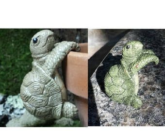 Turtle pot hanger, garden decoration, for fairy gardens