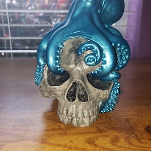 Octopus statue