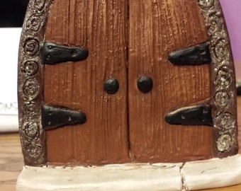 Fairy door, mouse door, doorway to middle earth