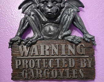 Gargoyle wall plaque "warning protected by Gargoyles"