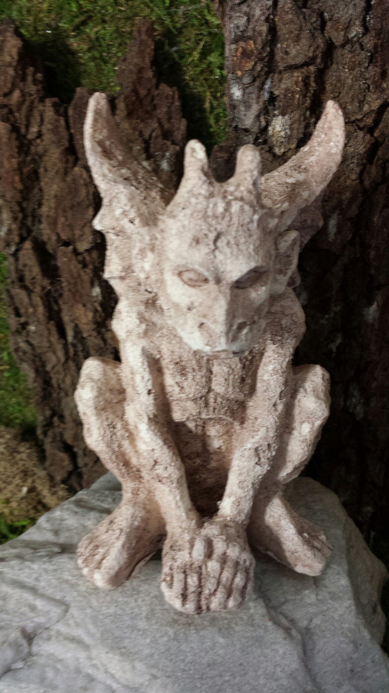 gargoyle statue, Gothic statue, Garden statue Sand stone