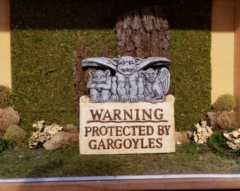Gargoyle wall plaque "warning protected by Gargoyles"