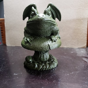 Toad on mushroom statue, Demon Toad, Horned Toad, Toad GARGOYLE