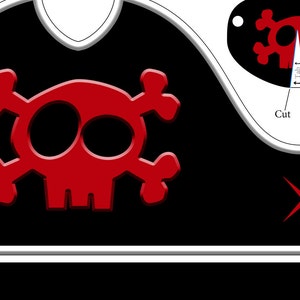 Può includere: Modello di cappello da pirata stampabile con un design di teschio e ossa incrociate rosse. Il modello include una linea di taglio per un facile assemblaggio.