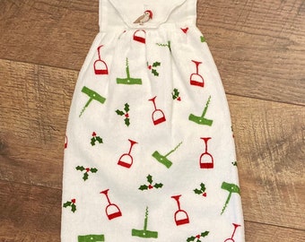 Stove Towel, Christmas Kitchen Hand Towel, Buttoned Wine Finger Tip Towel, KitchenTowel,  Bahde