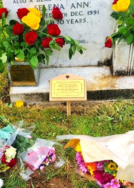 Estatuilla Corazón Para Tumba - Metal Plateado Con Mensaje Conmemorativo - 28x12cm