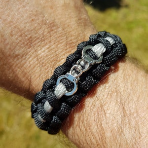 The Thin Grey Line Prison Service/Officer/Correctional Paracord Bracelet