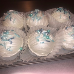 10 pack wonderland Elsa theme hot chocolate cocoa bombs