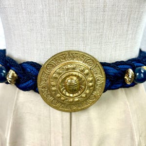 Vintage 80s Carolyn Tanner lion gold tone buckle black fabric rope belt Vintage 80 main image 2