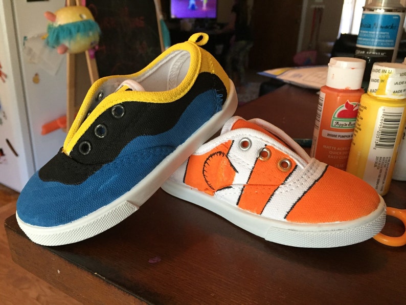 Nemo and Dory Themed Shoes | Etsy