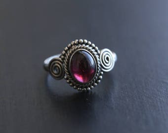 Garnet Ring, Handmade Garnet Ring Oval, Red Ring, Silver ring, 925 Silver ring