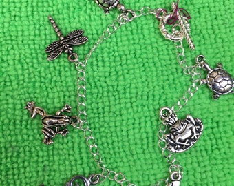 Frog and friends Bracelet