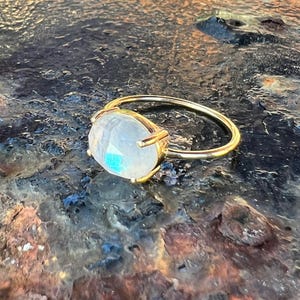 Genuine 14k Gold Moonstone Ring, Gold Ring, Real Gemstone Ring , Solid Gold Rainbow Moonstone Ring, Promise Ring | Wedding Jewelry