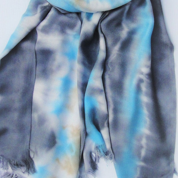 Très grande foulard rayonne gris, blanc et bleu. pashmina pour hommes ou femmes