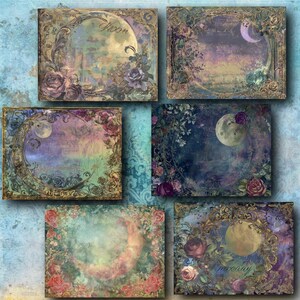 K&ouml;nnte beinhalten: Eine Sammlung von sechs Kunstdrucken im Vintage-Stil mit himmlischen und floralen Designs. Jeder Druck zeigt einen Mond oder Halbmond, umgeben von Rosen und verzierten Goldrahmen. Die Farbpalette umfasst Blau-, Lila- und Gr&uuml;nt&ouml;ne.