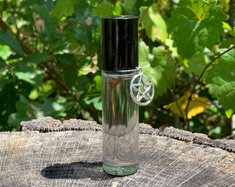 WITCH’S THORN Spiritual Perfume Oil. For All Day Protection & Shielding.  8.5 ml - 10ml