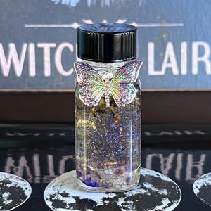 PsyFly Spell Oil. Heightening Psychic Abilities. Visions. Psychic Sensitivity. 4 Dram - 8 Dram