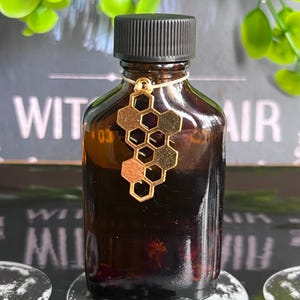 HONEY ROSE Spell Oil. Attracting Love, Revealing Secret Admirers, Passion & Desire. 8 Dram.