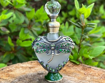 DRAGONFLY PERFUME BOTTLE. A Nature Lover Perfume Bottle. Beautiful For Keeping Your Favorite Oils & Perfumes In.