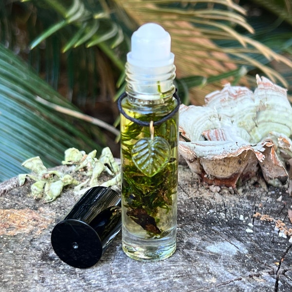 EARTH WITCH Spiritual Perfume Oil.  For Drawing In Prosperity & Success. To Stabilize and Ground. Earth Magic.  8.5ml - 10ml *New Blend !