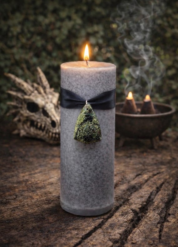 DRAGONS BLOOD Spell Candle. For Protection, Banishing, Attraction, Removing Obstacles & Reversals. Spiritual Gifts