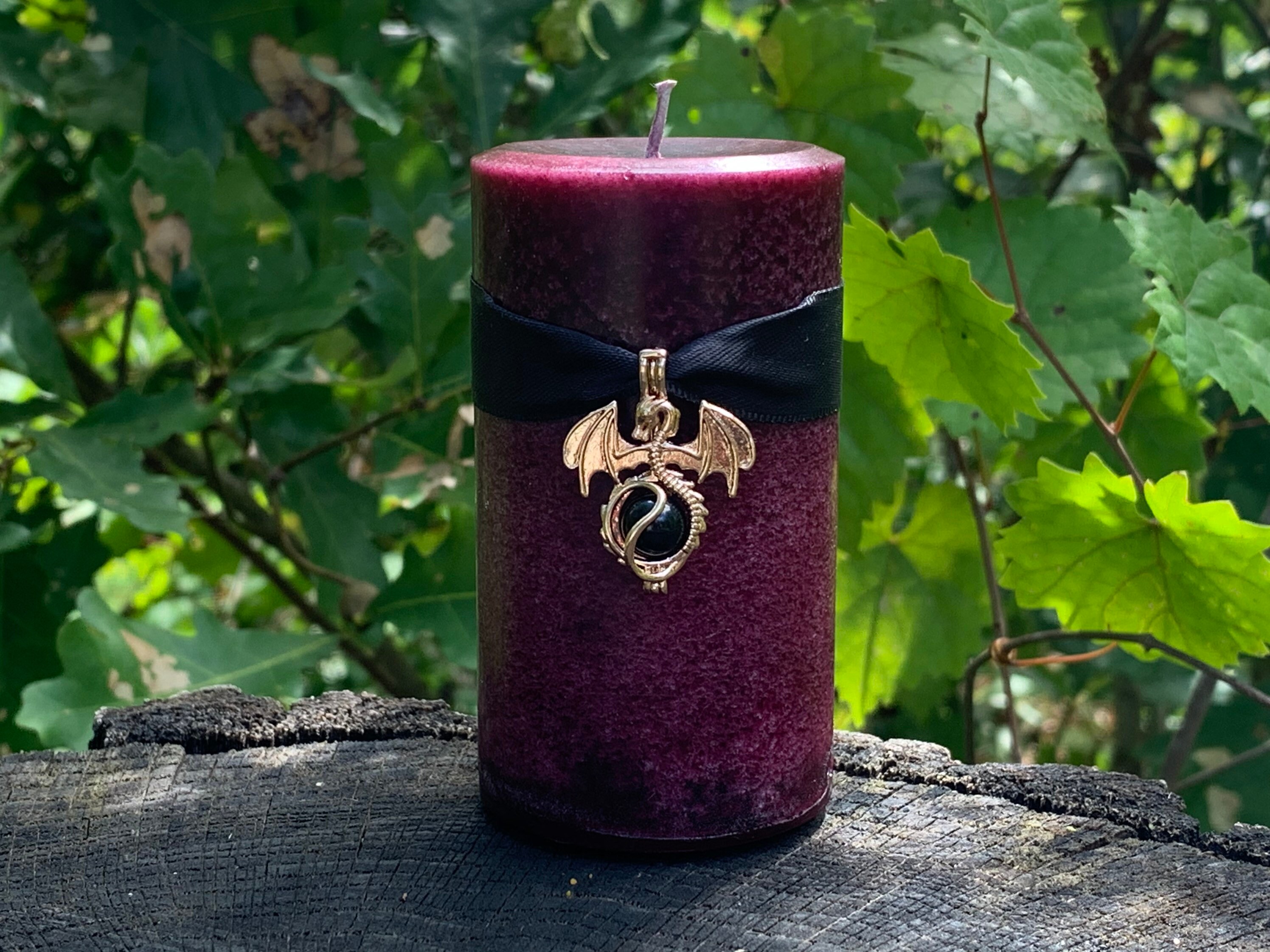 DRAGON'S BLOOD Spell Candle.  Protection, Banishing, Drawing. Cho…