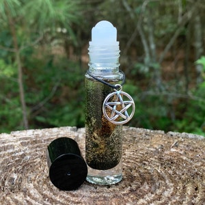 Aceite perfumado espiritual WITCHES ARMOR. Escudo de bruja para proteger y desviar energías negativas o dañinas. 8,5 ml