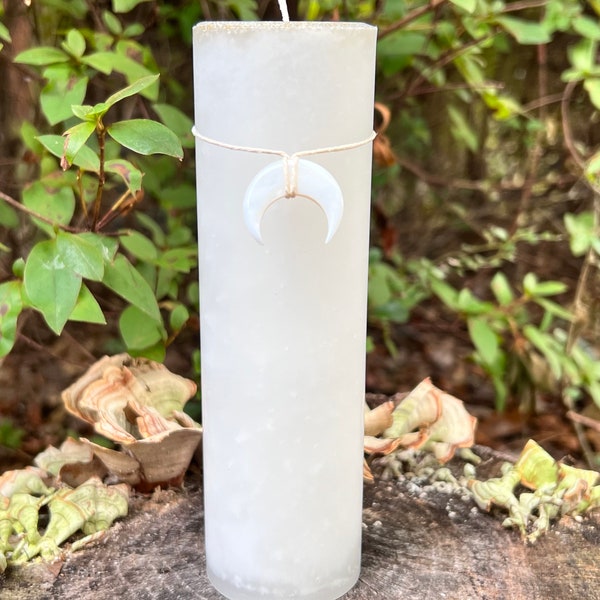 WINTER MOON Spell Candle. For Divine Guidance, Illumination, & Lighting Your Path During Dark Times. Beauty In Darkness. 2x6.5 inch