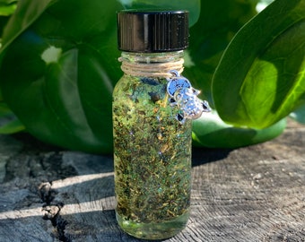 MONEY FROG Spell Oil.  For Prosperity, Abundance, & Good Fortune. 4 Dram - 8 Dram