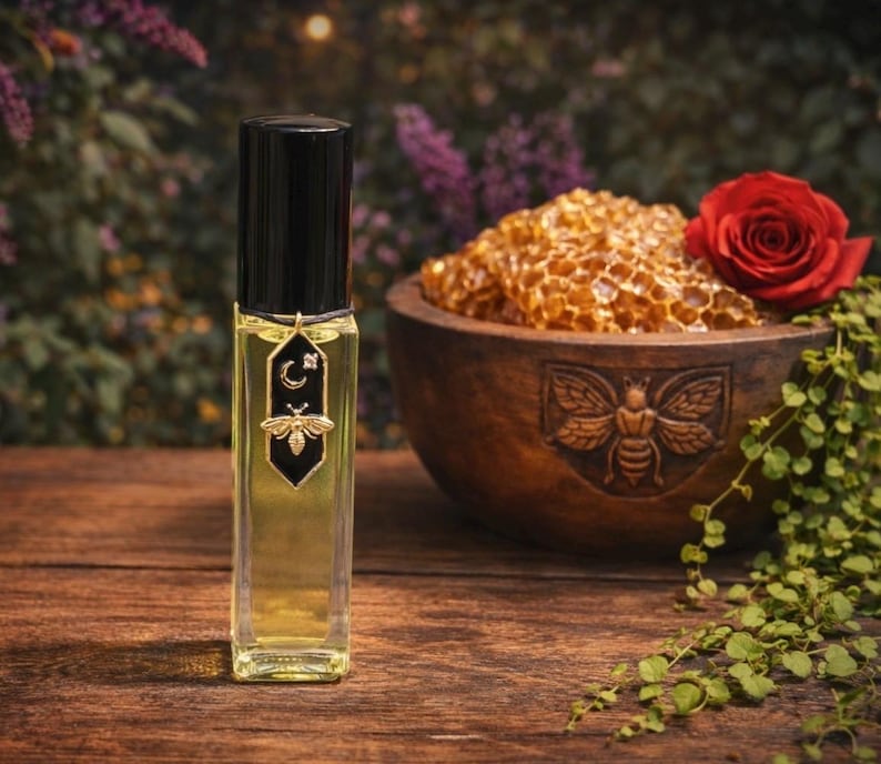 HONEY ROSE NIGHTS Spiritual Perfume Oil. For Intoxicating Allure & Irresistible Attraction. Come To Me Oil. Witch Apothecary image 2