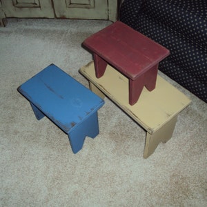 Small stool, Small Bench, Foot Stool, Set of Three, Stools, Decorative Stool, Childs Stool, Primitive Stool, Painted Stool, Distressed Stool