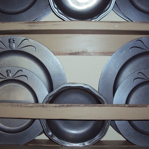 Plate shelf, plate rack, wall shelf, vintage shelf, handmade plate shelf, handmade plate rack, primitive shelf, plate display, gift for her image 4