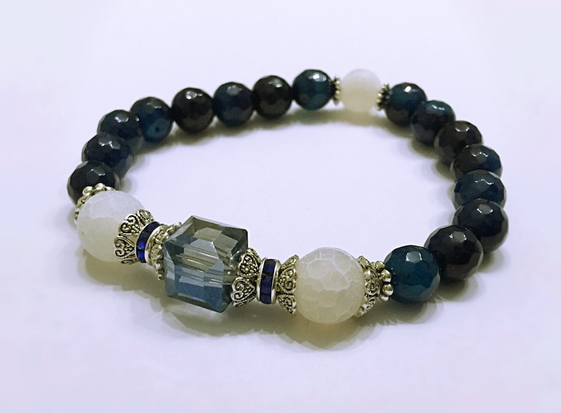 Protection Bracelet Yoga Jewelry #M157 Blue Agate Bracelet Blue Bracelet Mala Prayer Beads Healing Bracelet Gemstone Bracelet