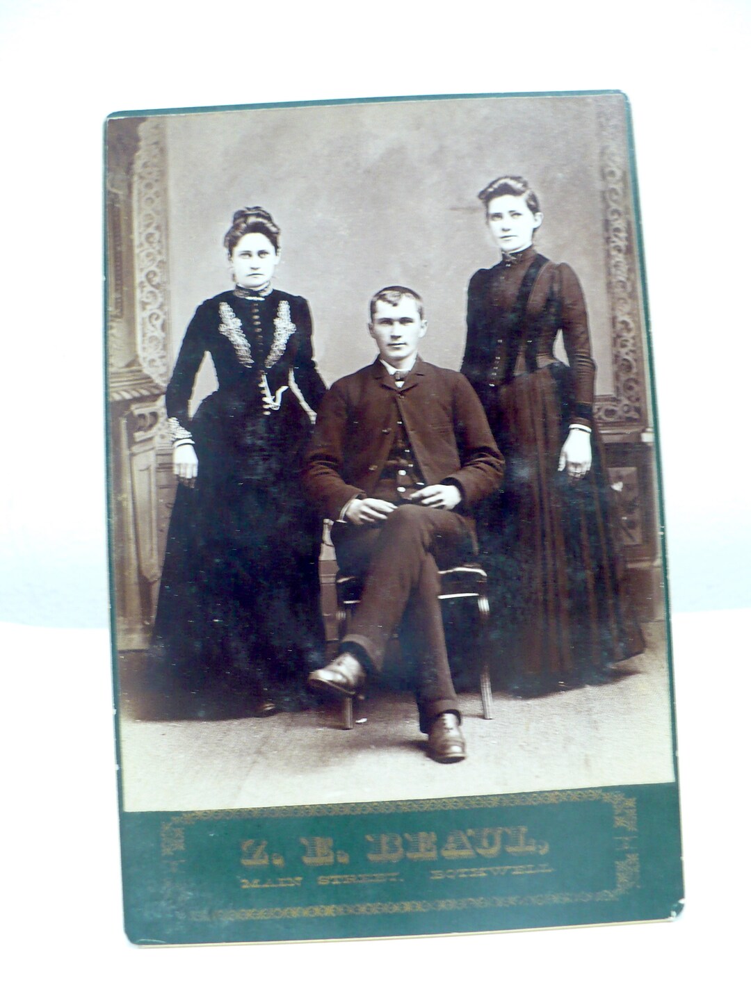 Bothwell Ontario Card Photo Family Portrait Man With Women P3
