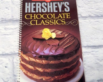 Vintage 1988 HERSHEY's CHOCOLATE CLASSICS recipes cookbook k1
