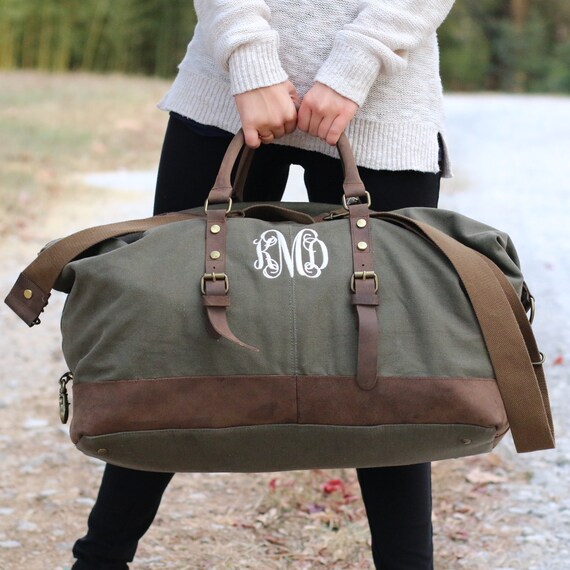 Personalized Canvas Weekend Travel Bag // The Caroline