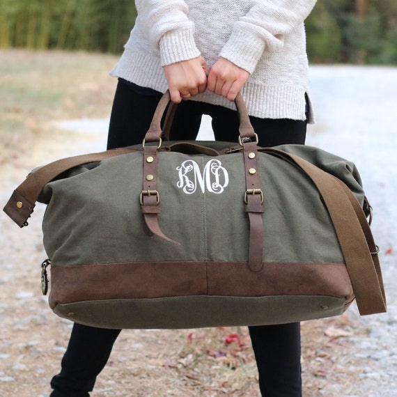 Personalized Canvas Weekend Travel Bag // The Caroline