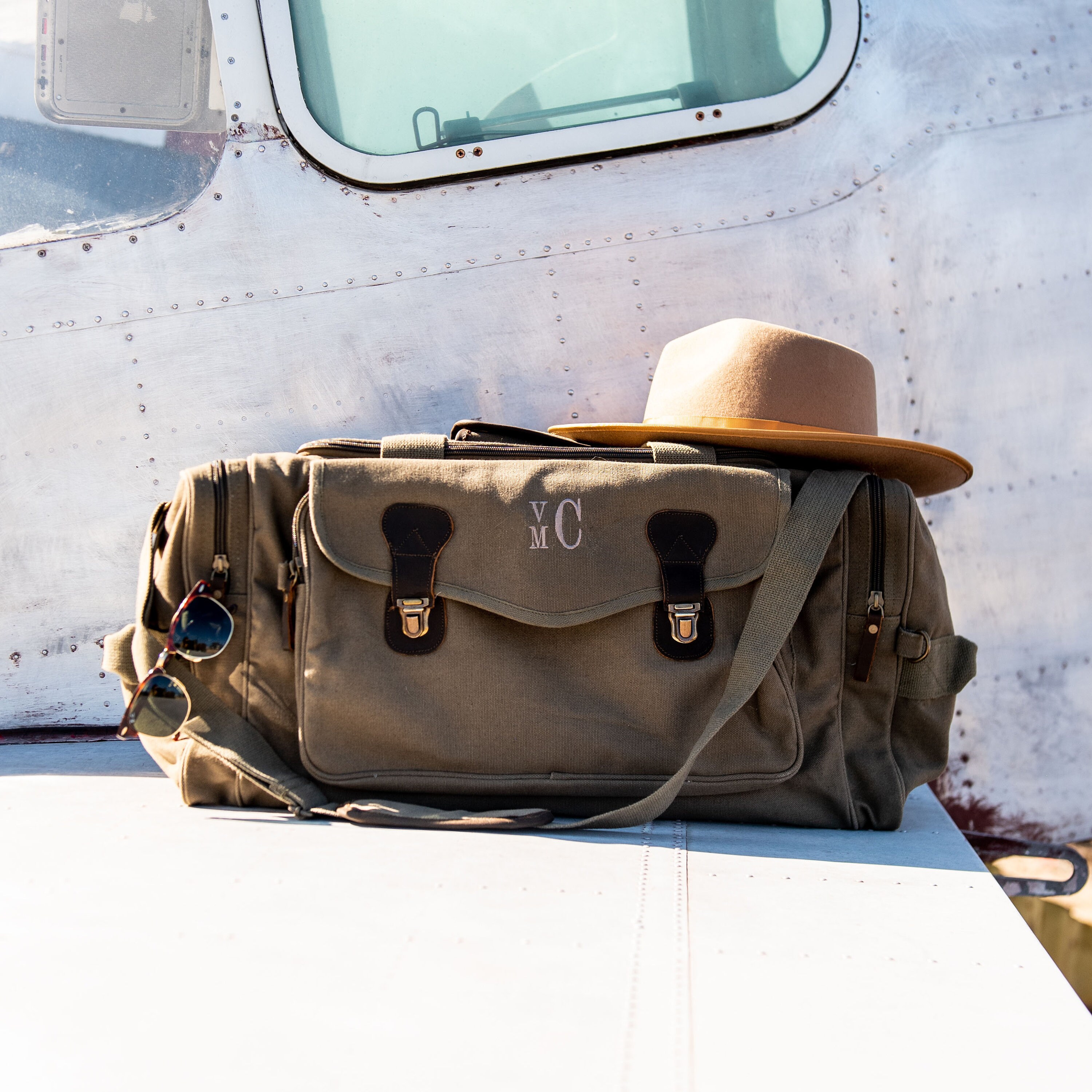 Personalized Canvas Weekender Travel Bags // Groomsmen Gift