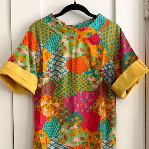 Vintage 1960er Jahre Patchwork-Kleid mit verschiedenen Mustern, Größe S-M