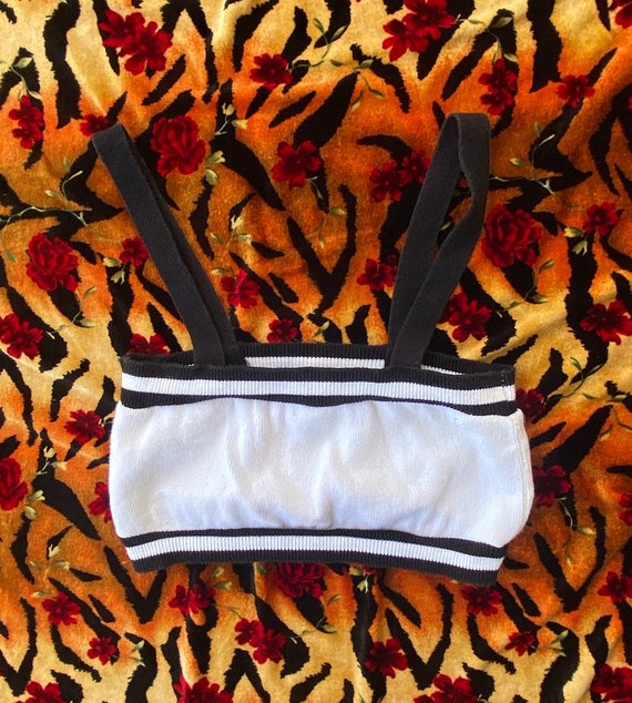 Super Cute 1990s "PC Knitwear" Sporty Knit Cropped